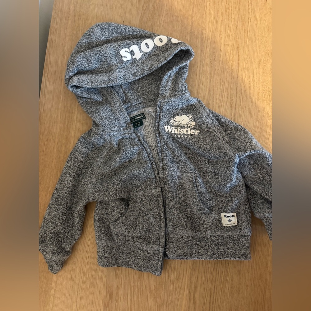 ROOTS baby 6-12 months  Hoodie